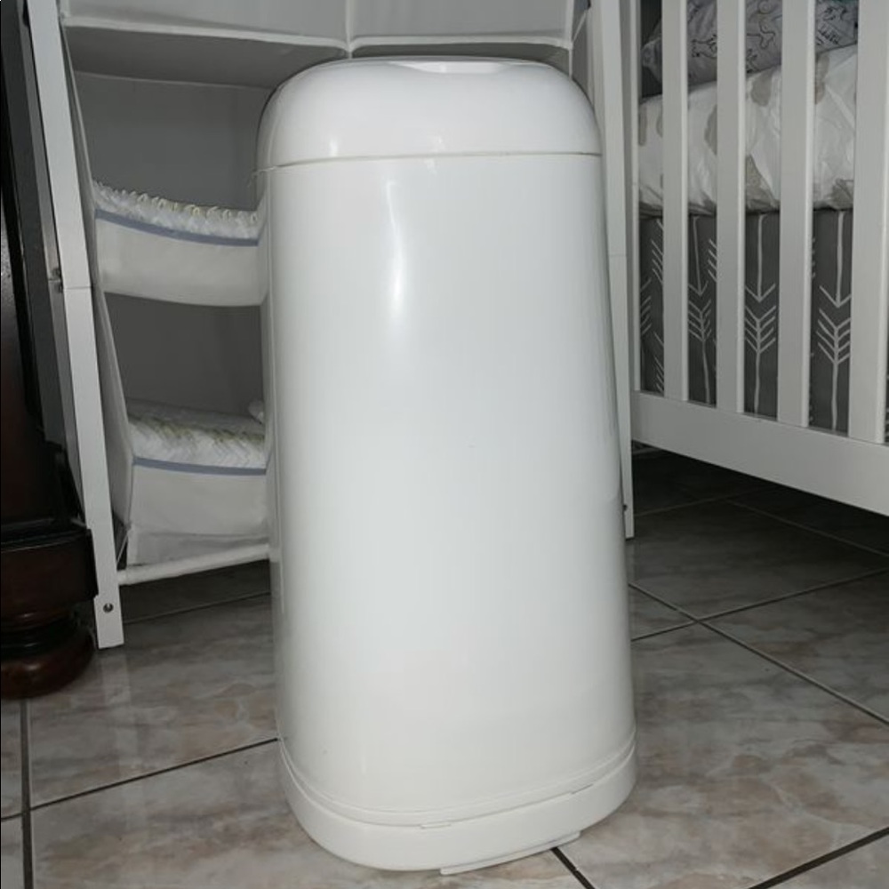 Playtex Diaper genie